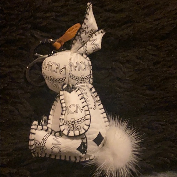 MCM Keychain - Picture 2 of 2